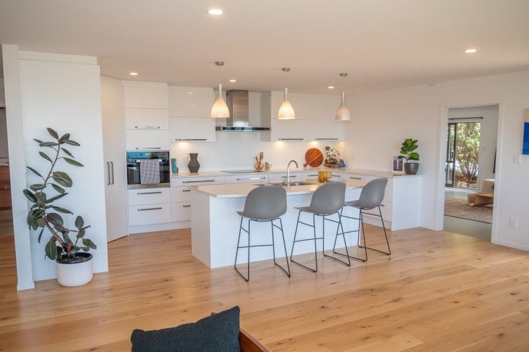 Photo of property in 24 Eagles Way, Cable Bay, 0420