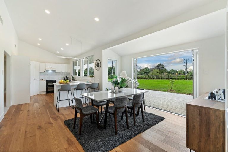Photo of property in 4 Henley Road, Kaukapakapa, 0871
