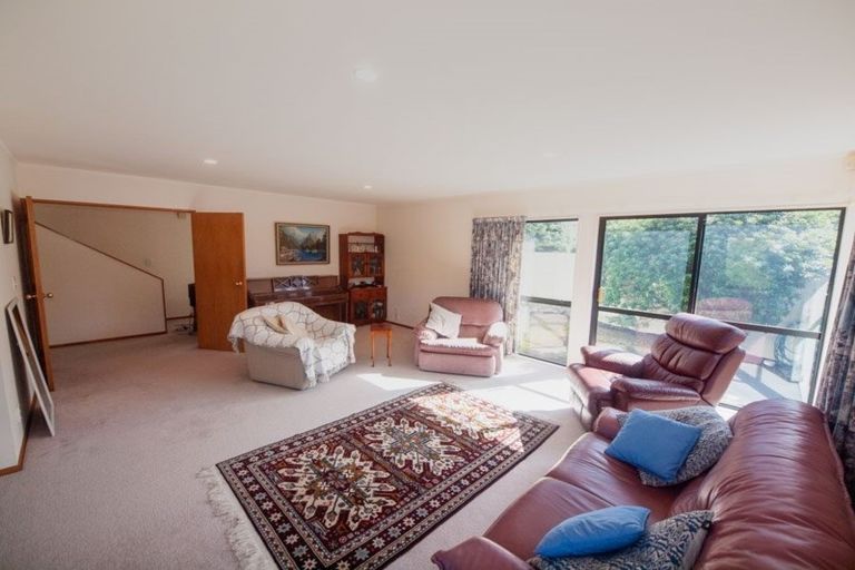 Photo of property in 181 Westchester Drive, Churton Park, Wellington, 6037