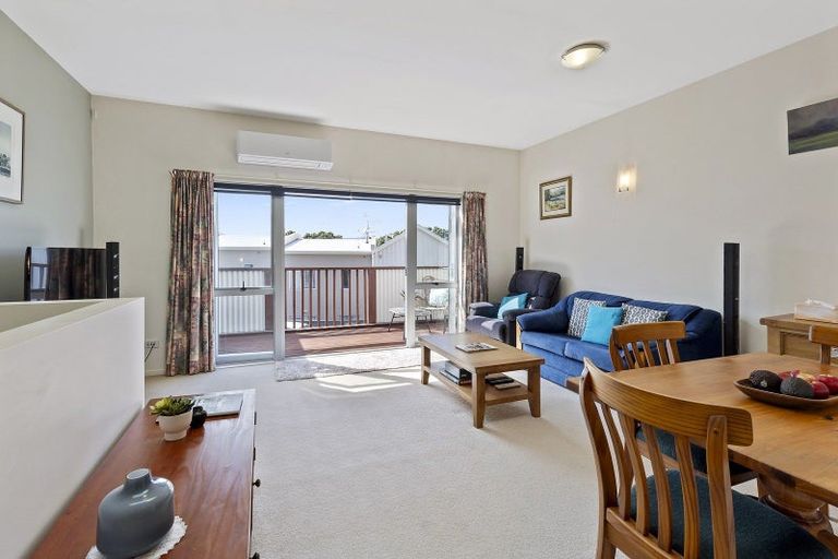 Photo of property in St Giles Court Apartments, 18/6 Vallance Street, Kilbirnie, Wellington, 6022