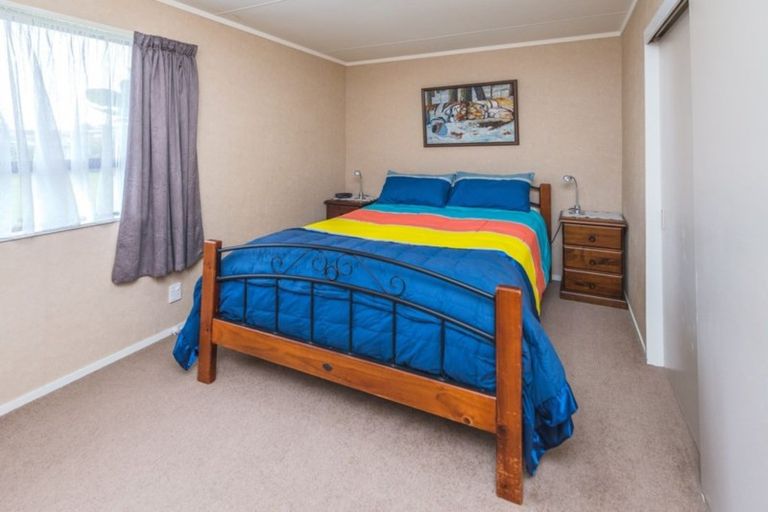 Photo of property in 14 Akepiro Place, Tawhero, Whanganui, 4501