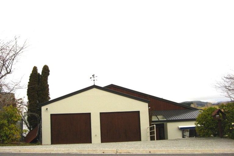 Photo of property in 83a Cotter Avenue, Arrowtown, 9302