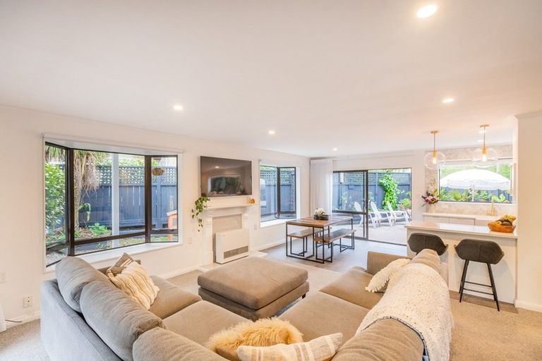 Photo of property in 104a Manly Street, Paraparaumu Beach, Paraparaumu, 5032