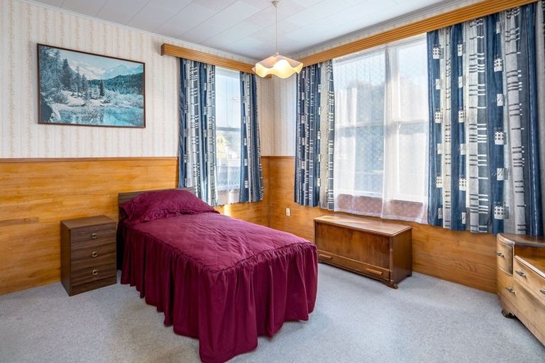 Photo of property in 20 Venice Street, Martinborough, 5711