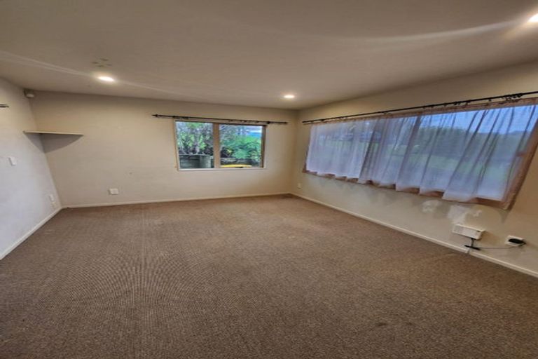 Photo of property in 13a Hebron Road, Waiake, Auckland, 0630