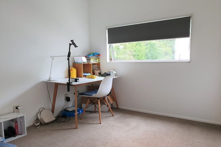 Photo of property in 59 Saddleback Grove, Karori, Wellington, 6012