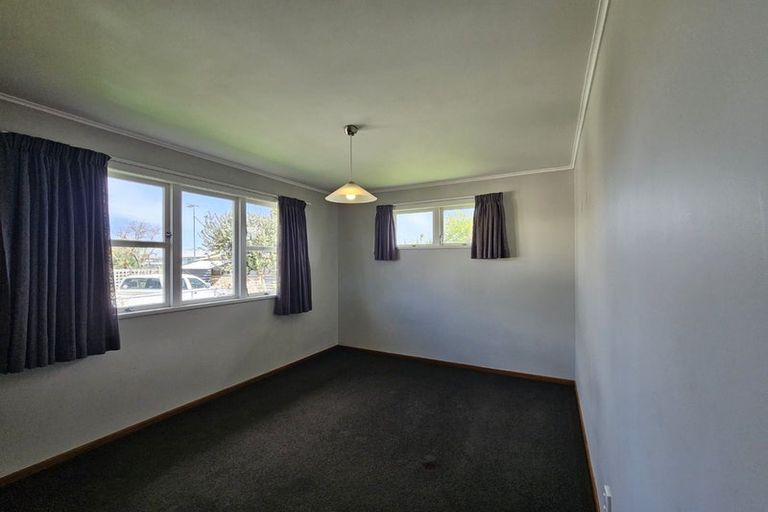 Photo of property in 11 Hitchings Avenue, Onekawa, Napier, 4110