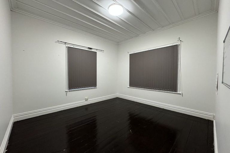 Photo of property in 1/435 Great South Road, Opaheke, Papakura, 2113