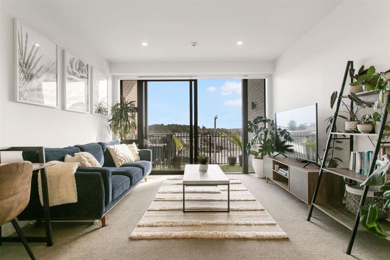 Photo of property in 205/38d Fraser Avenue, Northcote, Auckland, 0627