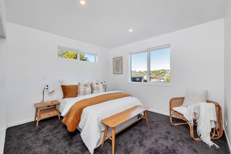 Photo of property in 414b Beach Road, Mairangi Bay, Auckland, 0630