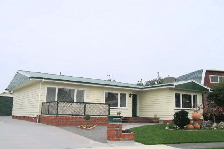 Photo of property in 6 Yeo Place, Taradale, Napier, 4112