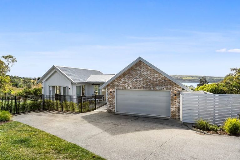 Photo of property in 30 Pacific Cliffs Drive, Gulf Harbour, Whangaparaoa, 0930