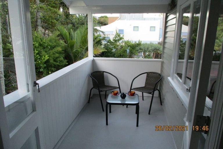 Photo of property in 36 Seabreeze Road, Narrow Neck, Auckland, 0624