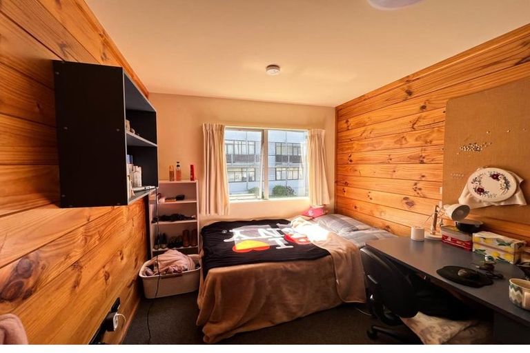 Photo of property in Basin Reserve Complex, 64/4 Sussex Street, Mount Cook, Wellington, 6021