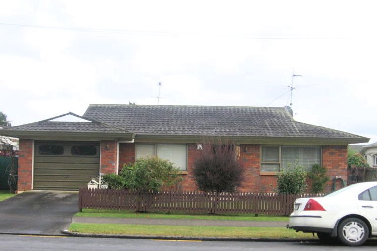 Photo of property in 1/47 East Street, Papakura, 2110