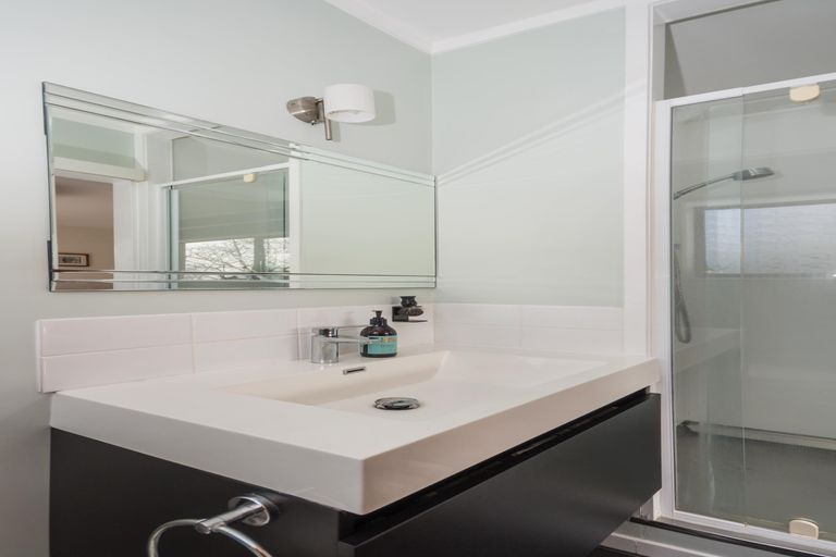 Photo of property in 19 Valley Road, Pukekohe, 2120