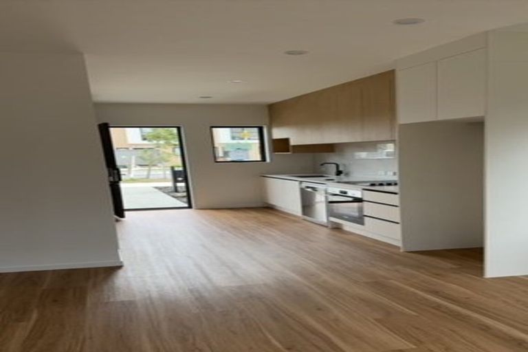 Photo of property in 22 Rana Road, Flat Bush, Auckland, 2019