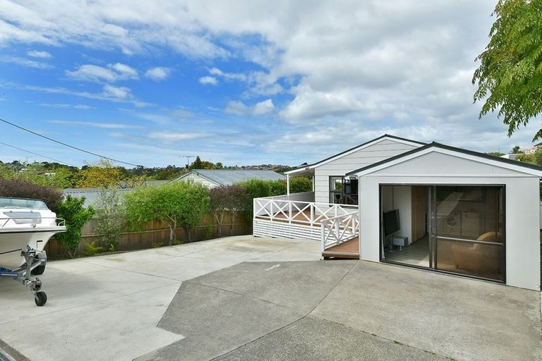 Photo of property in 1251 Whangaparaoa Road, Gulf Harbour, Whangaparaoa, 0930