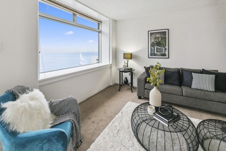 Photo of property in Jerningham Apartments, 20 Oriental Terrace, Oriental Bay, Wellington, 6011