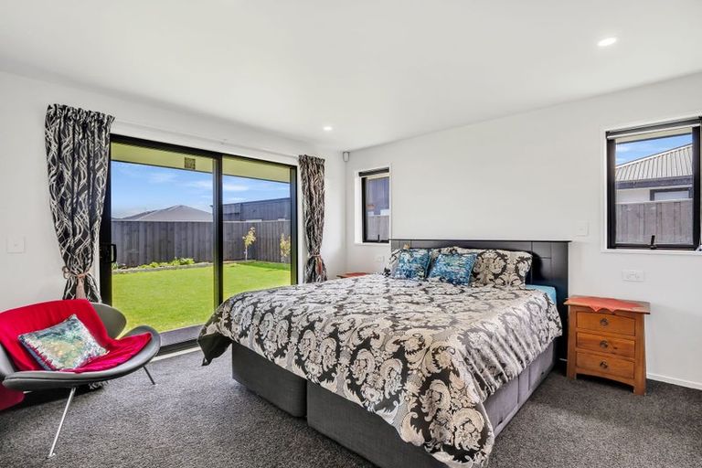 Photo of property in 17 Lusk Street, Rangiora, 7400
