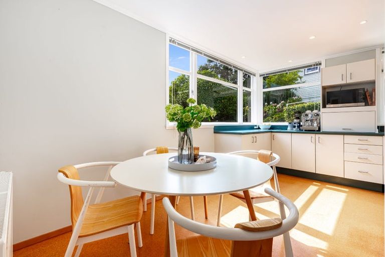 Photo of property in 10 Imlay Crescent, Ngaio, Wellington, 6035