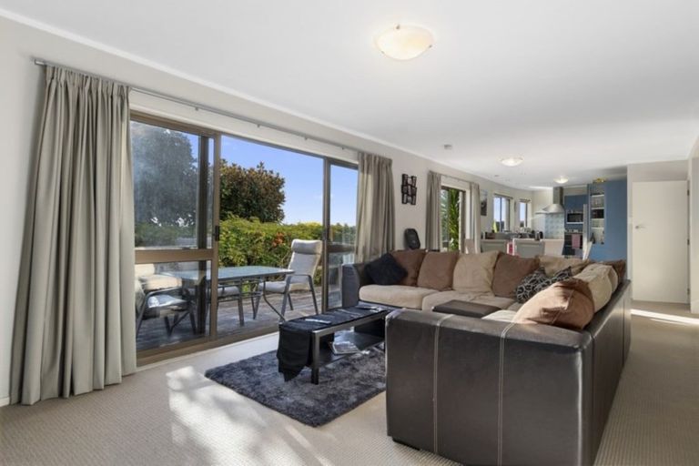 Photo of property in 34 Waikite Road, Welcome Bay, Tauranga, 3112