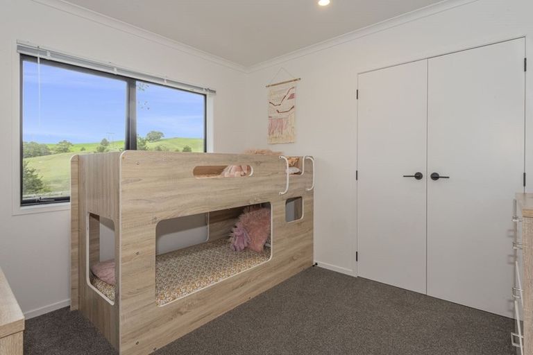 Photo of property in 25 Catherin Servant Close, Maunu, Whangarei, 0110