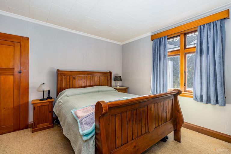 Photo of property in 76 Shearman Street, Waimate, 7924