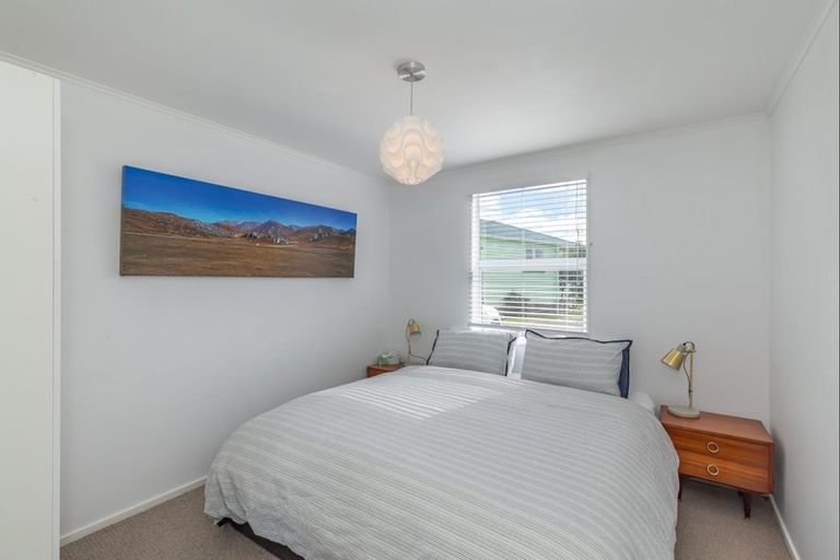 Photo of property in 12 Te Kiri Street, Himatangi Beach, Foxton, 4891