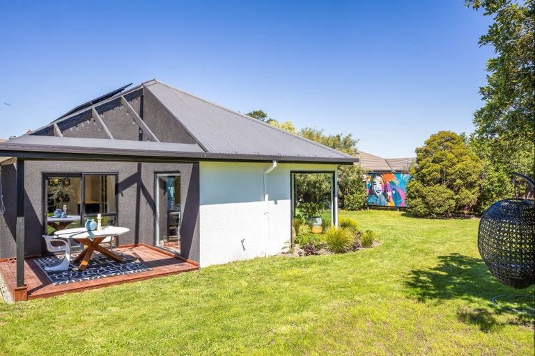 Photo of property in 43 West Belt, Rangiora, 7400