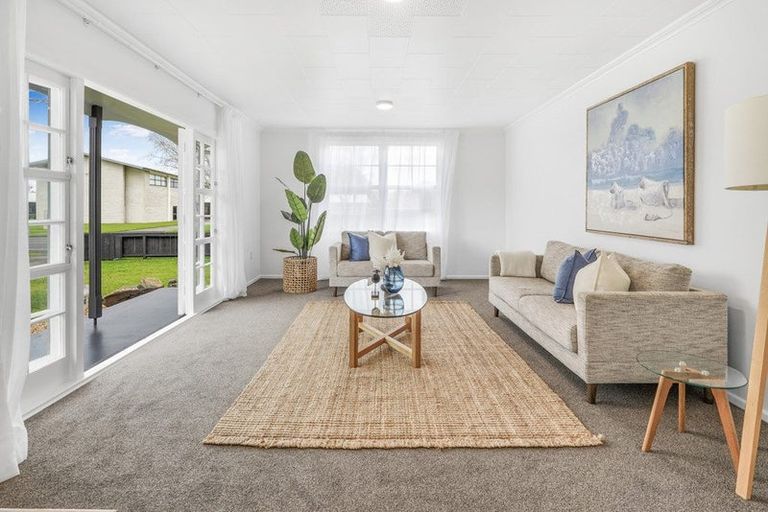 Photo of property in 260 Sandwich Road, St Andrews, Hamilton, 3200