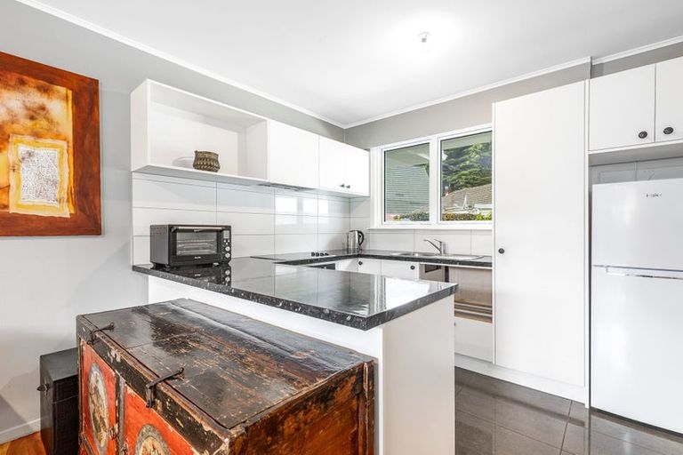 Photo of property in 8/238 Muritai Road, Eastbourne, Lower Hutt, 5013