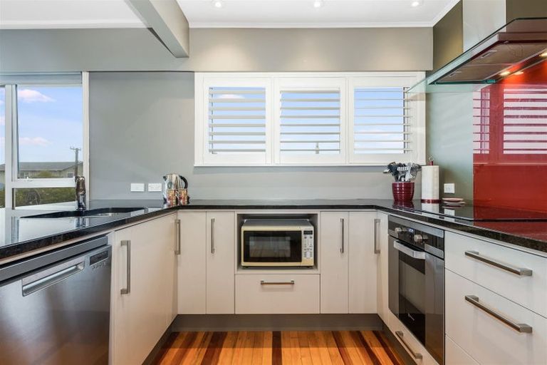 Photo of property in 22 Ernest Street, Ranui, Porirua, 5024