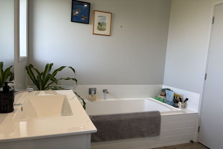 Photo of property in 10 Joy Place, Rolleston, 7614