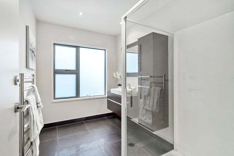 Photo of property in 3 Glance Street, Sandspit, Warkworth, 0982