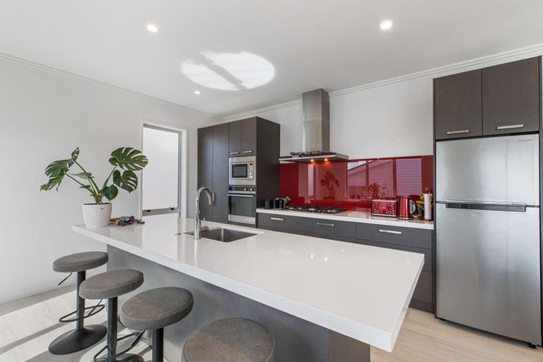Photo of property in 16 Kiwa Crescent, Gulf Harbour, Whangaparaoa, 0930