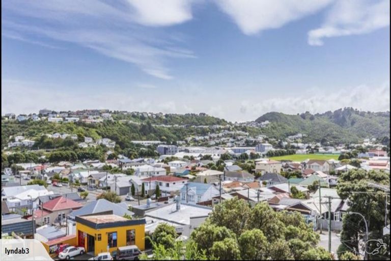 Photo of property in 2 Awa Road, Miramar, Wellington, 6022