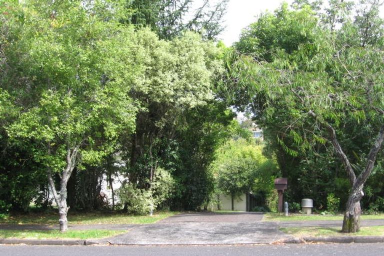 Photo of property in 2/48 Waiau Street, Torbay, Auckland, 0630