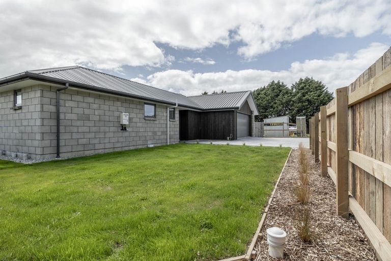 Photo of property in 114 Severn Street, Clifton, Invercargill, 9812