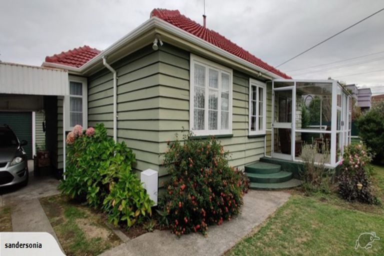 Photo of property in 45 Caius Avenue, Gonville, Whanganui, 4501