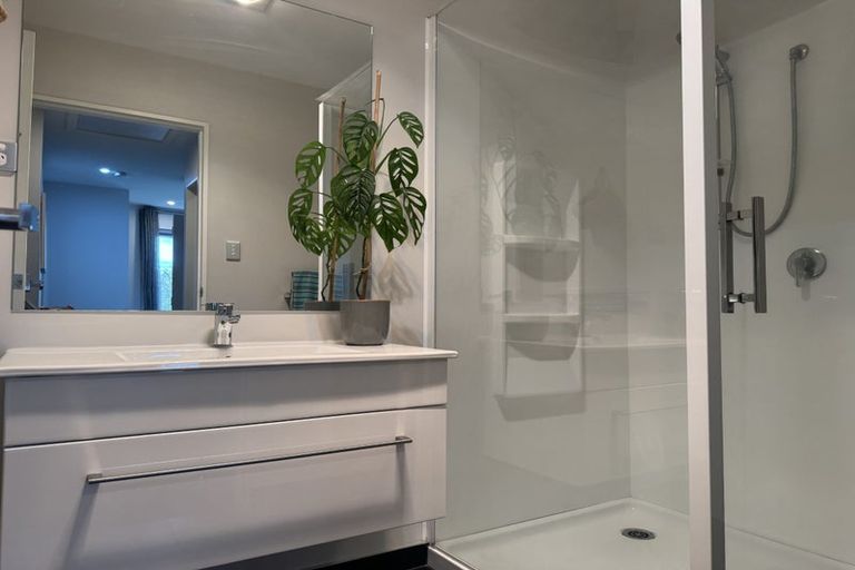 Photo of property in 71 Essex Street, Phillipstown, Christchurch, 8011