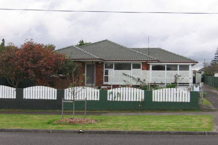 Photo of property in 26 Atkinson Avenue, Papatoetoe, Auckland, 2025