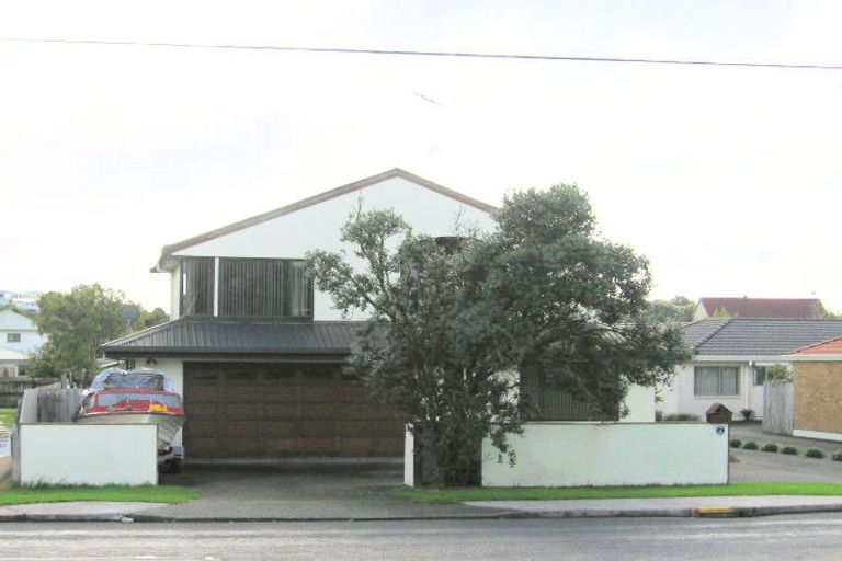 Photo of property in 63a Bay Street, Red Beach, 0932