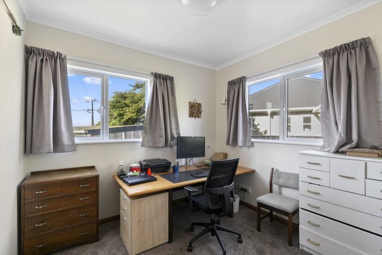 Photo of property in 47 Mandalay Terrace, Khandallah, Wellington, 6035