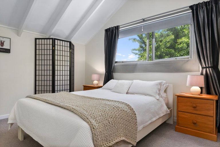 Photo of property in 133 Koutu Road, Kawaha Point, Rotorua, 3010