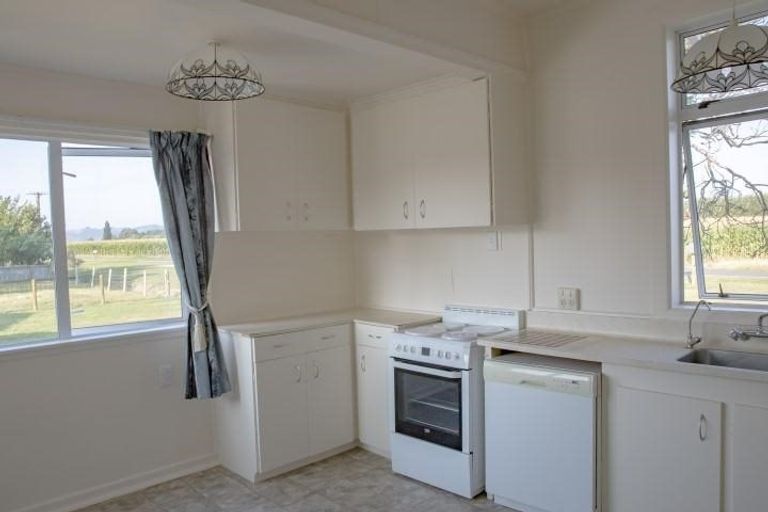 Photo of property in 142 Seddon Street, Patutahi, Gisborne, 4072