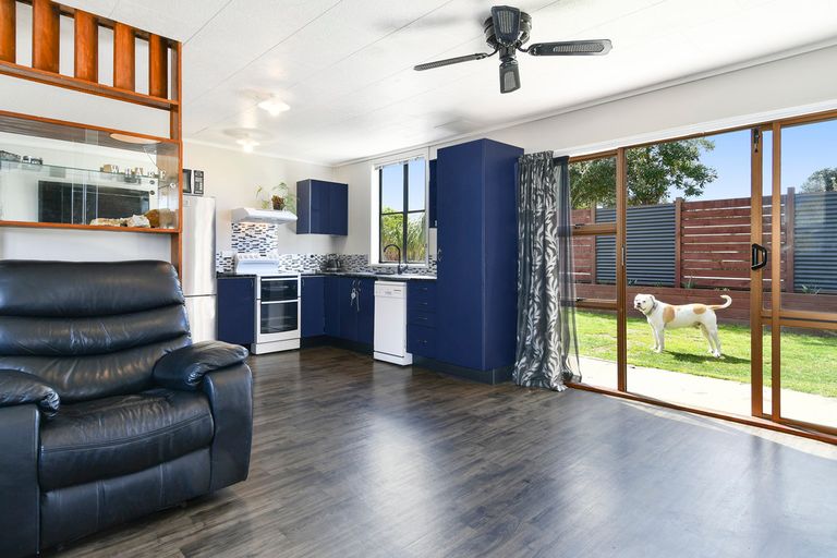Photo of property in 296 Pukehina Parade, Pukehina, Te Puke, 3189