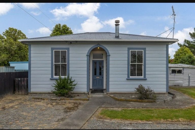 Photo of property in 18 Stout Street, Shannon, 4821