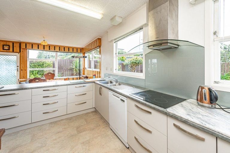 Photo of property in 8 Kapiti Terrace, Castlecliff, Whanganui, 4501