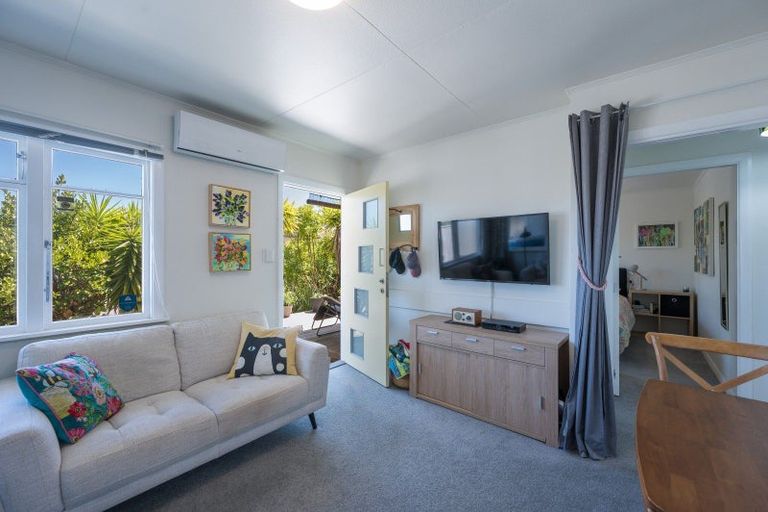 Photo of property in 21 Centennial Road, Tahunanui, Nelson, 7011